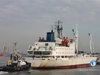 Navio frigorífico à venda