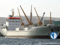 Navio frigorífico à venda