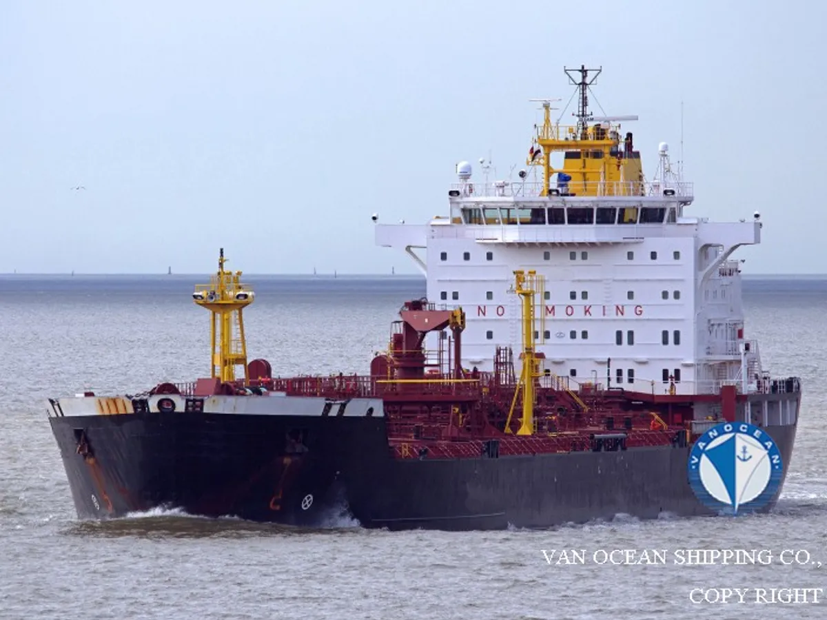 Navio-tanque de óleo/produtos químicos à venda