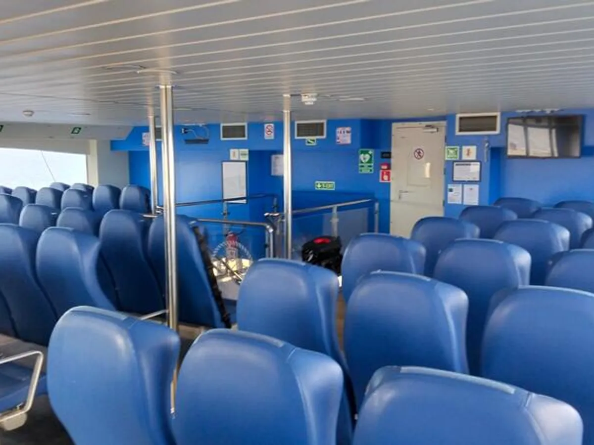 Navio de transporte de passageiros (Ferry) à venda