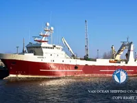Navio de pesca de arrasto à venda