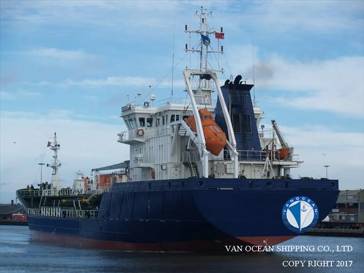Navio-tanque de óleo/produtos químicos à venda