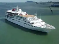 Navio de passageiros à venda
