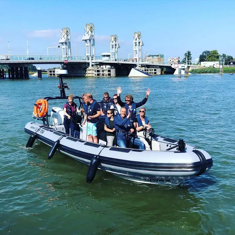 Bote inflável rígido à venda