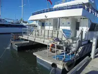 Catamarã à venda