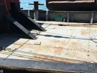 Rebocador à venda
