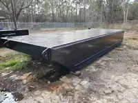 Barcaça à venda