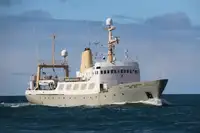 Navio de pesquisa à venda
