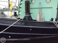 Rebocador à venda