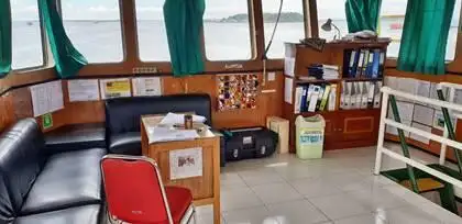 Balsa de desembarque, tanque à venda