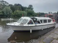 Navio de passageiros à venda