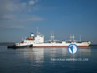 Navio frigorífico à venda