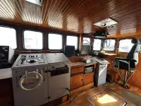 Navio de pesca de arrasto à venda