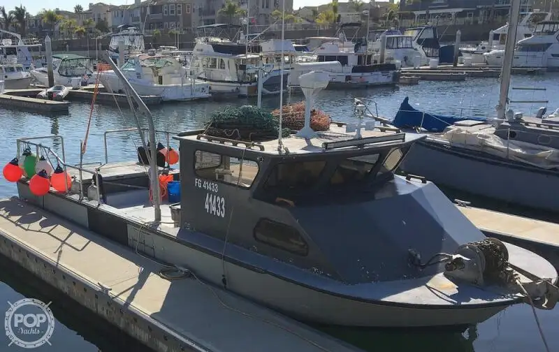 Navio de pesca de arrasto à venda