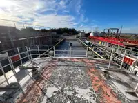 Barco de tripulação à venda