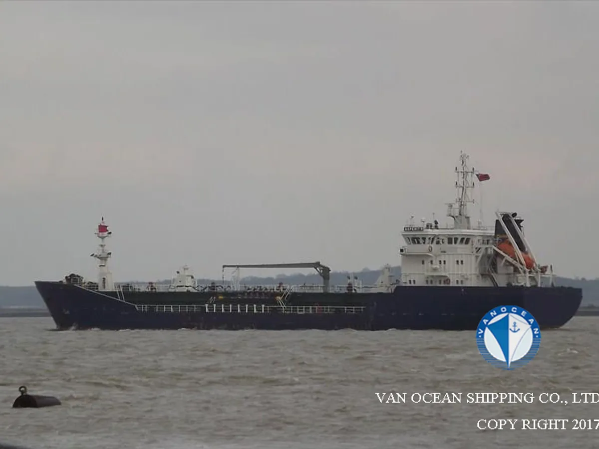 Navio-tanque de óleo/produtos químicos à venda