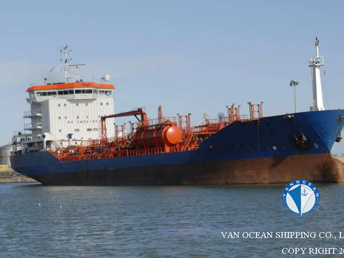 Navio-tanque de óleo/produtos químicos à venda