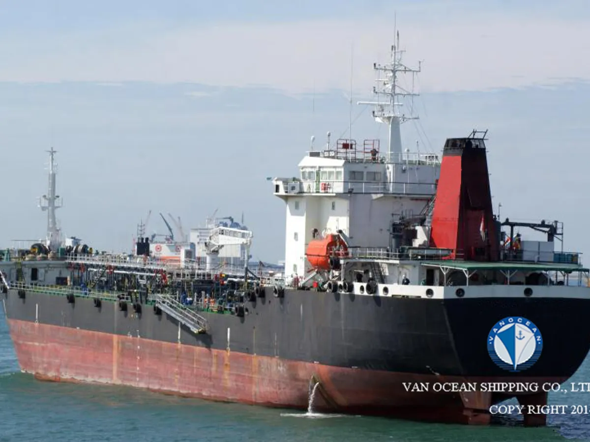 Navio-tanque de óleo/produtos químicos à venda