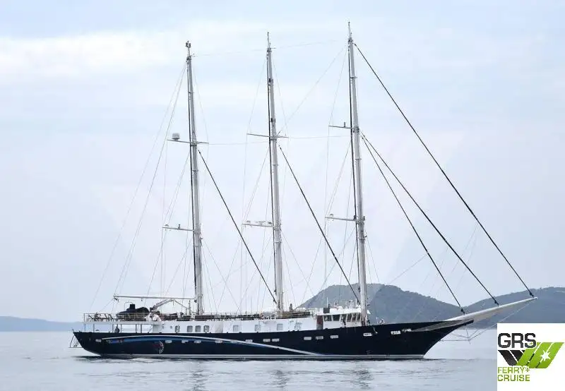 Navio de cruzeiro à venda