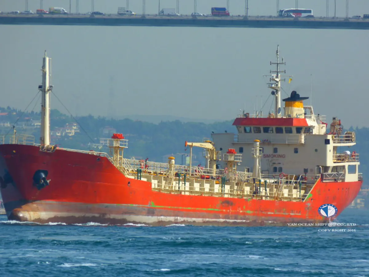 Navio-tanque de óleo/produtos químicos à venda