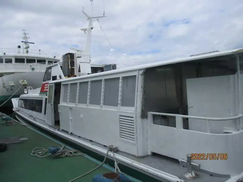 Navio de passageiros à venda