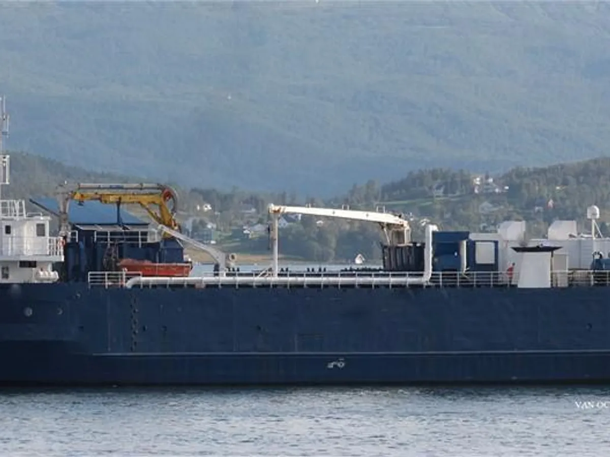 Navio frigorífico à venda