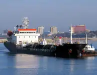 Oil/Chemical tanker à venda