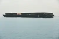 Barcaça à venda