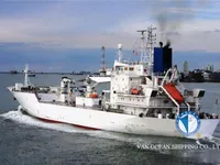 Navio frigorífico à venda