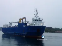 Navio frigorífico à venda