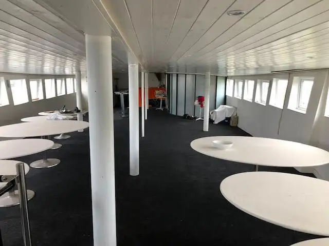 Navio de transporte de passageiros (Ferry) à venda