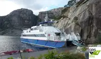 Catamarã à venda