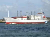 Navio frigorífico à venda