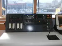 Navio porta-contêineres à venda