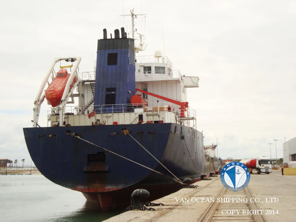 Navio-tanque de óleo/produtos químicos à venda