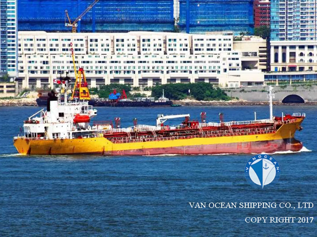 Navio-tanque de óleo/produtos químicos à venda