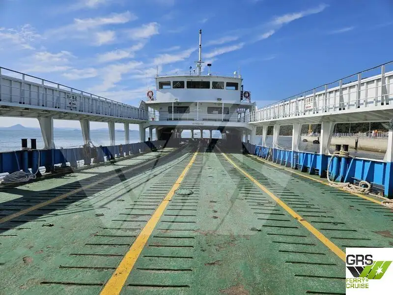 Balsa de desembarque, tanque à venda