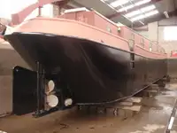 Ferro velho à venda