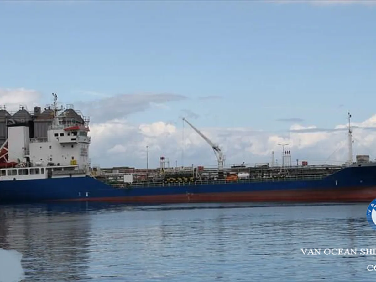 Navio-tanque de óleo/produtos químicos à venda