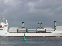 Navio frigorífico à venda
