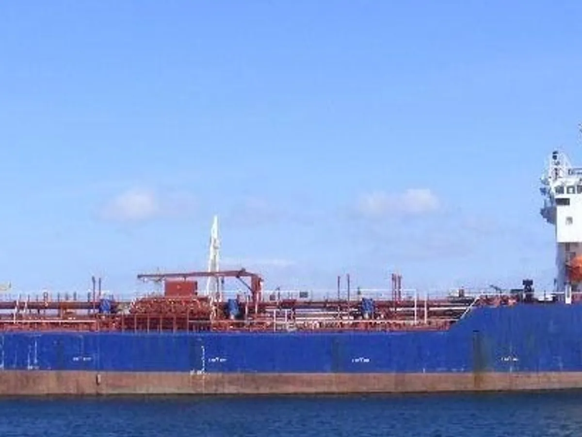 Navio-tanque de óleo/produtos químicos à venda