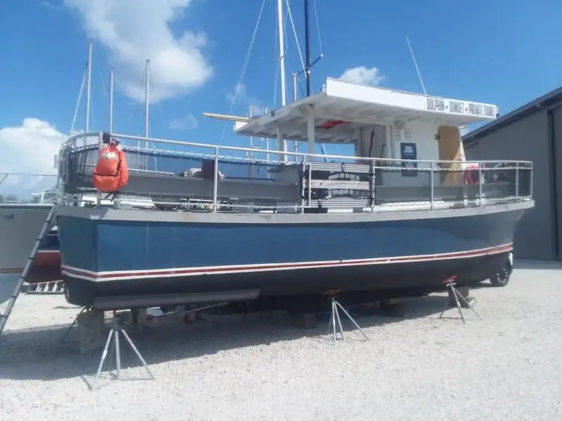 Navio de passageiros à venda