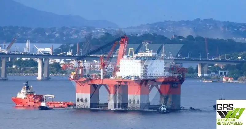 Navio guindaste à venda
