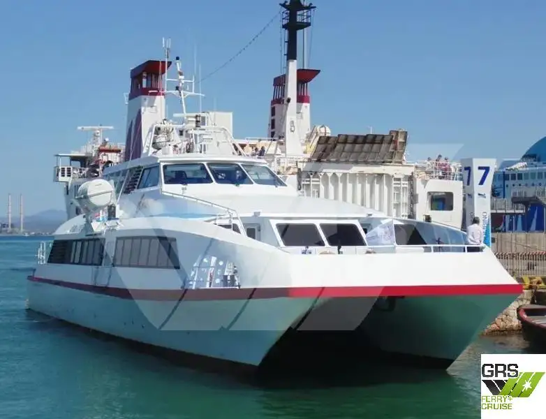 Navio de cruzeiro à venda