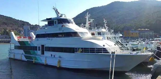 Navio de transporte de passageiros (Ferry) à venda