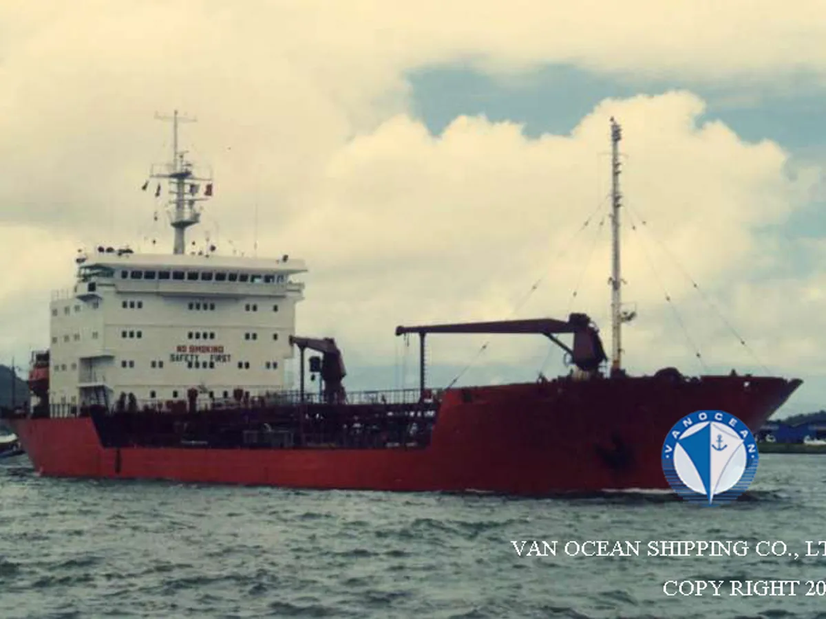 Navio-tanque de óleo/produtos químicos à venda