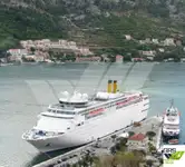 Navio de cruzeiro à venda