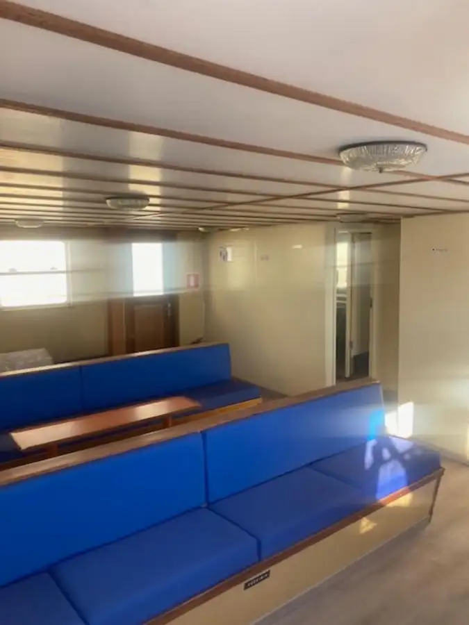 Navio de transporte de passageiros (Ferry) à venda