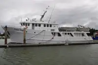 Navio de pesca de arrasto à venda