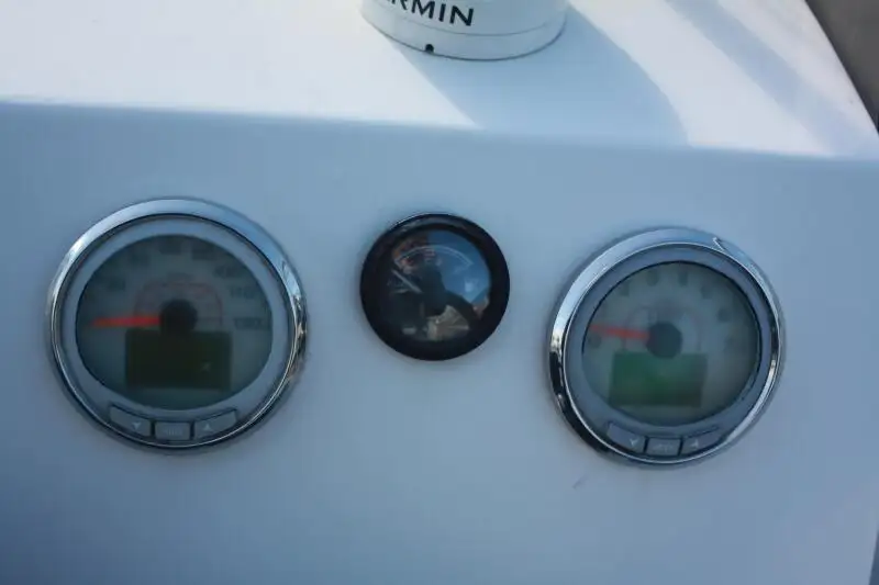 Bote inflável rígido à venda